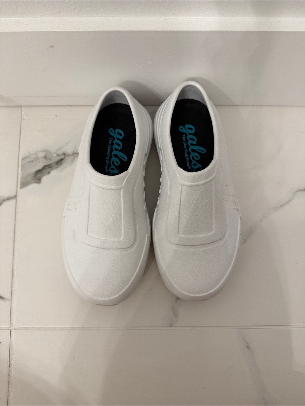 Gales White Slip-On Sneakers